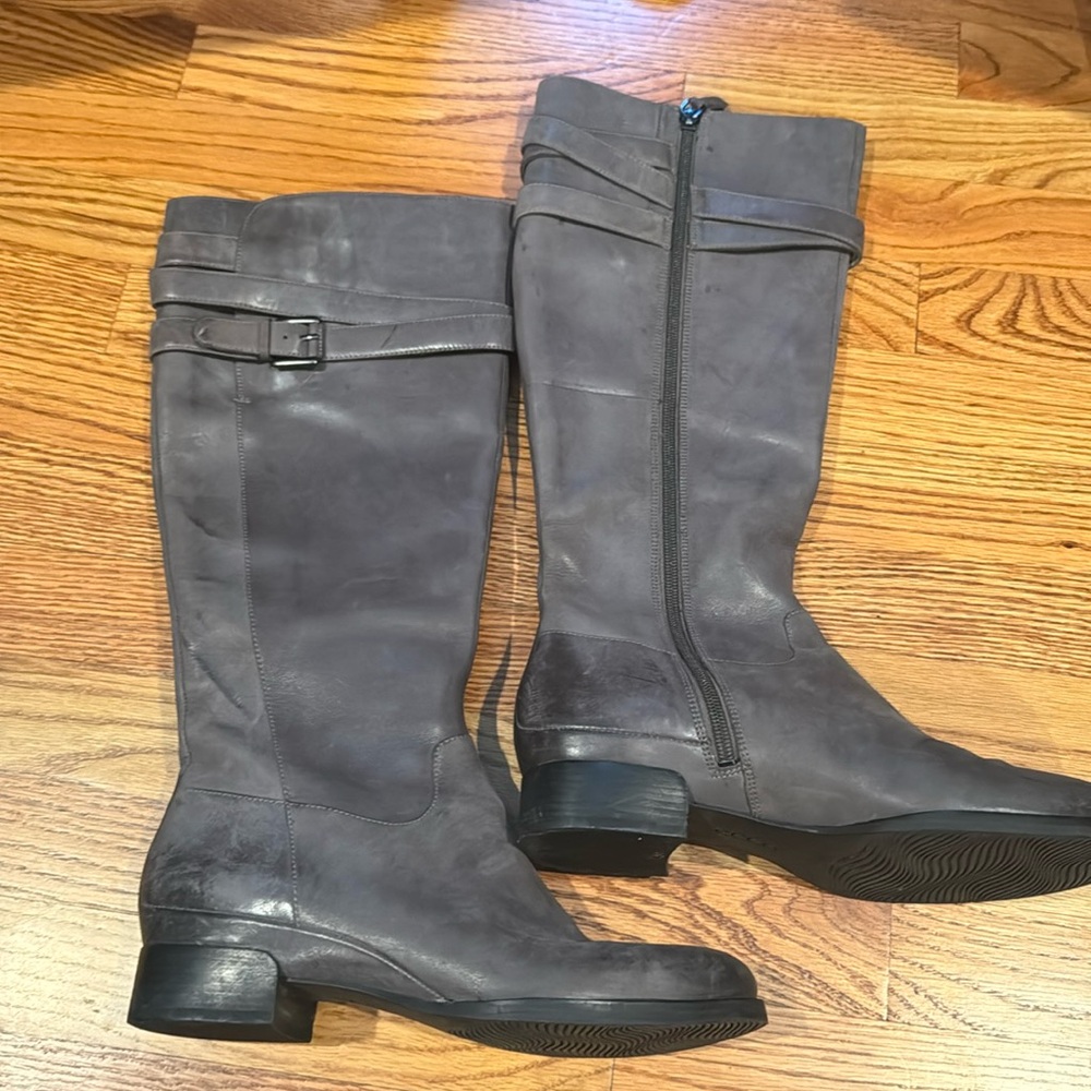 Ecco Leather Boots- size 39